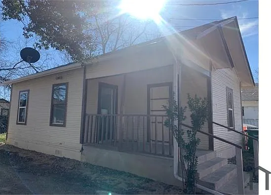 2 bed, 620 sqft, $1,100 — Photo 3