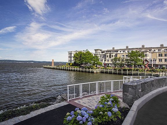 The Haverstraw Waterfront Park & Sculpture Trail