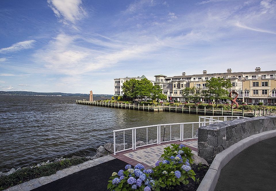 The Haverstraw Waterfront Park & Sculpture Trail