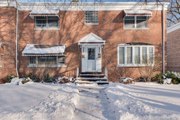 1st image of 824 Hannah Ave
