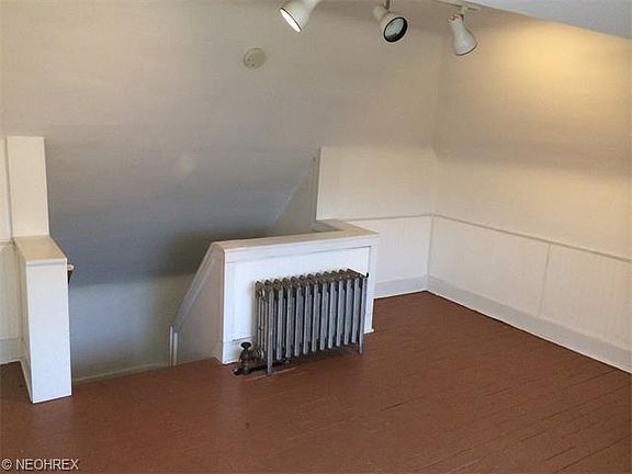 4th image of 370 Lindenwood Ave