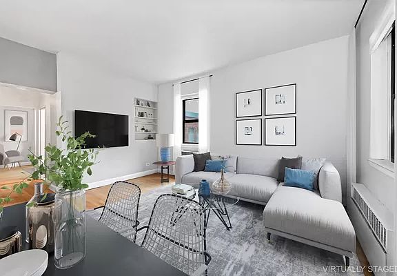 2nd image of 288 W 92nd St APT 4E