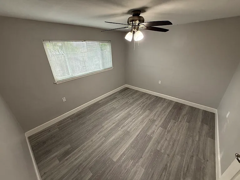 1507 Jacobsen St #1/2 — Photo 16