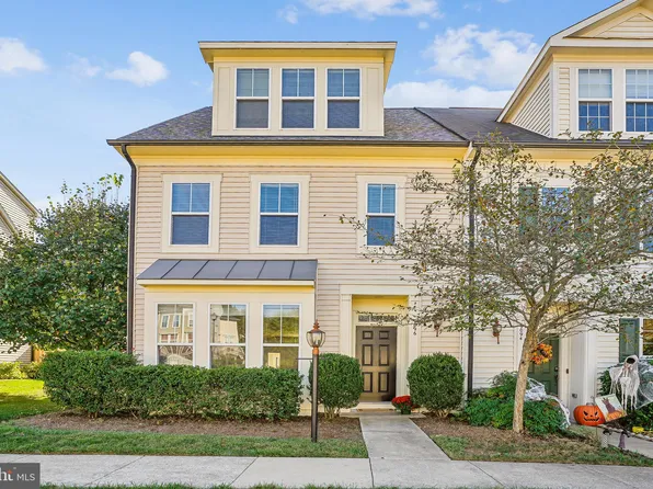 9096 Ribbon Falls Loop, Bristow, VA 20136