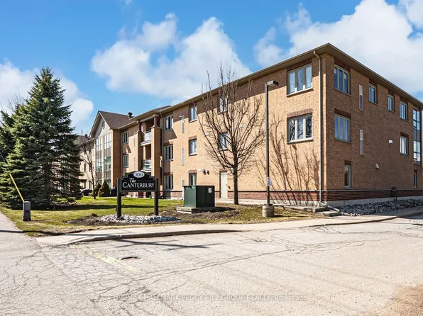 500 Mapleview Dr W #310, Barrie, ON L4N 6C3