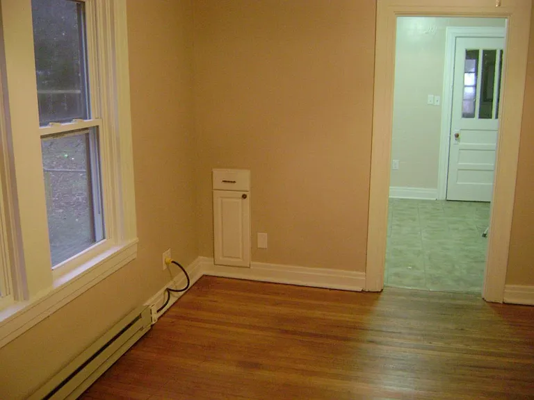 202 W 6th Ave #B — Photo 4