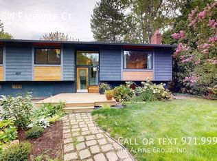 5017 SW Fairvale Ct, Portland, OR 97221
