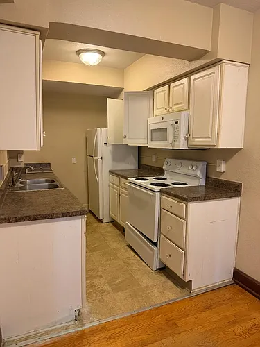 727 N Capitol Ave #G102 Photo 1