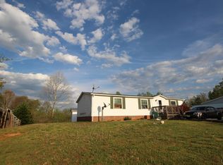 304 Plain Ridge Dr, Evington, VA 24550