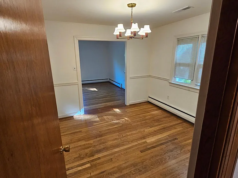 9077 Edgewater Cir — Photo 21