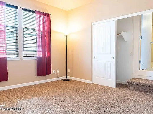 549 Palomar Cir — Photo 13