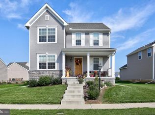 613 Shadetree Blvd, Marietta, PA 17547