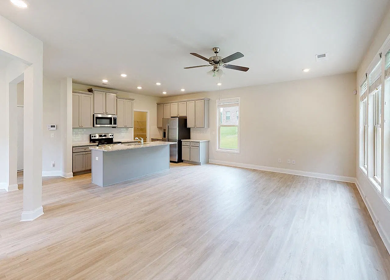 Quinn Residences at McCart Landing — Photo 4