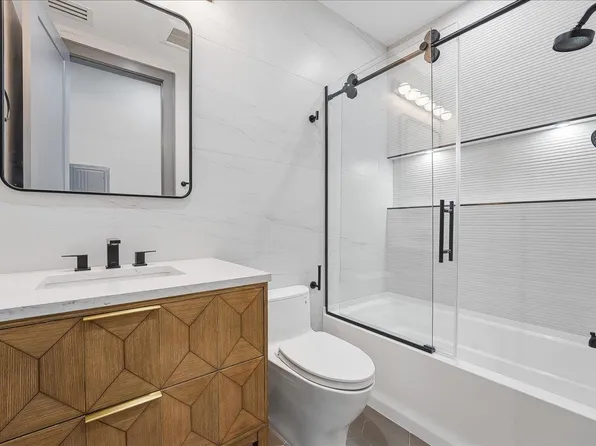 134 Hancock Avenue image 12 of 19