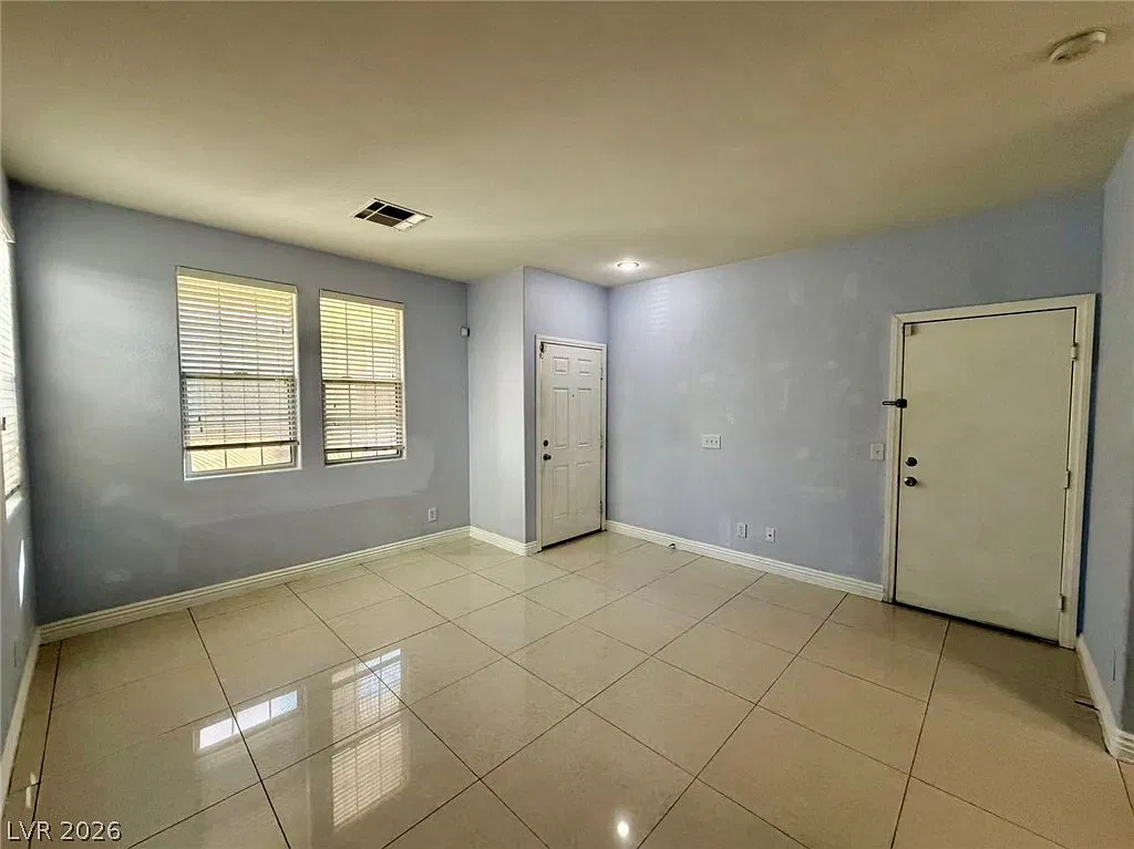 2 bed, 2.5 bath, 1186 sqft, $1,500 — Photo 4