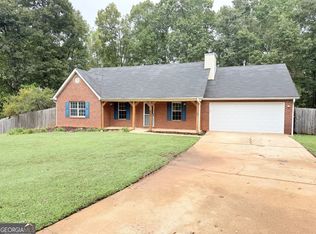 320 Ponderosa Trl, Jackson, GA 30233