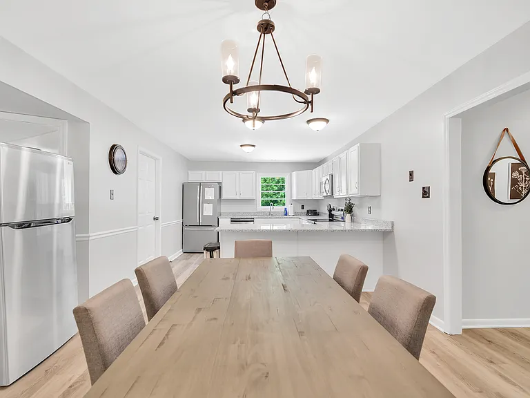 Denson Pl — Photo 2