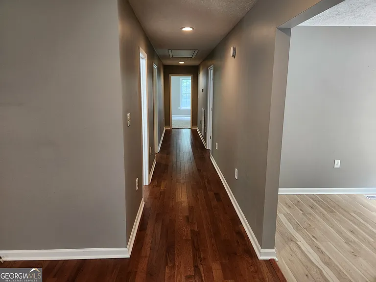 1077 Moran Lake Rd NE — Photo 8
