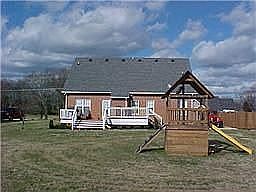 Outstanding in the back--plenty room to work or play!!
