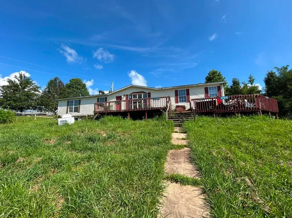 28 Bear Cub Ln #5, Marshall, NC 28753