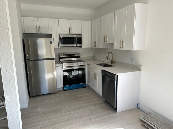 5624 SE 45th Ave APT 4