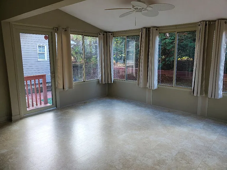 510 Kamran Dr NW — Photo 21
