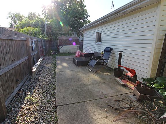 5th image of 104 S Parkside Rd