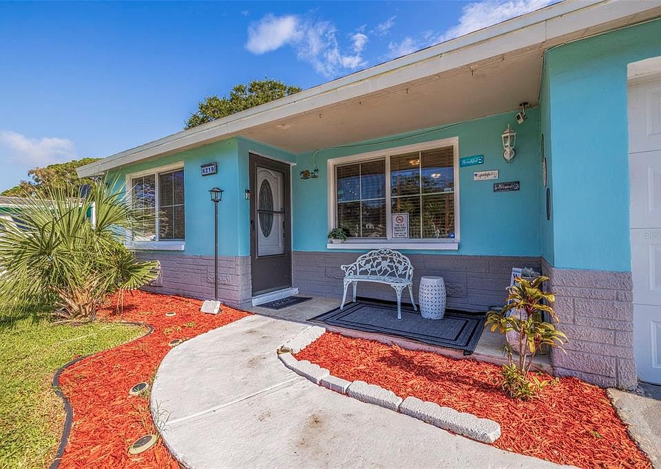 n.♡ 6219 57th Ave N, Saint Petersburg, FL 33709 | MLS #TB8377168