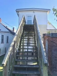 1413 Fountain Ave #B — Photo 2