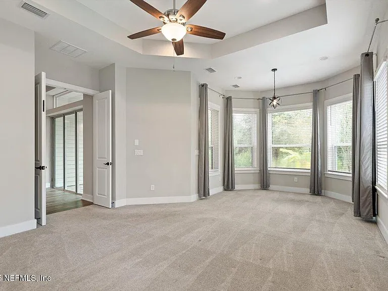 141 Topside Dr — Photo 32