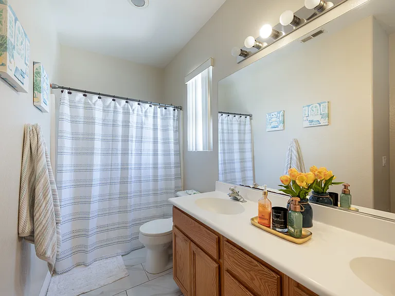 Hall bathroom upstairs