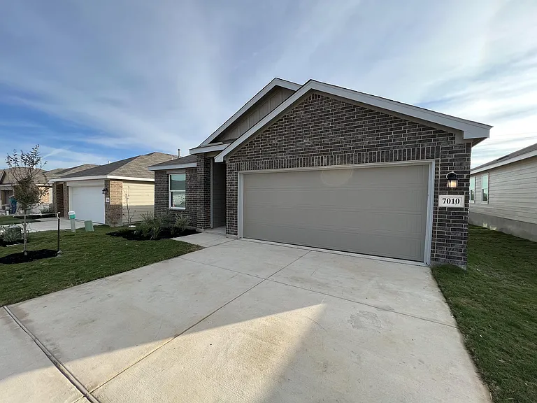 7010 Pail Pl — Photo 11