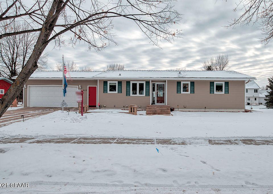 1st image of 217 Plain Hills Dr