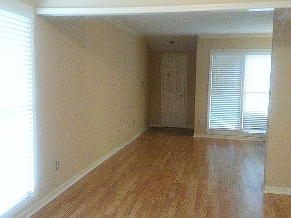 Open layout, front entry