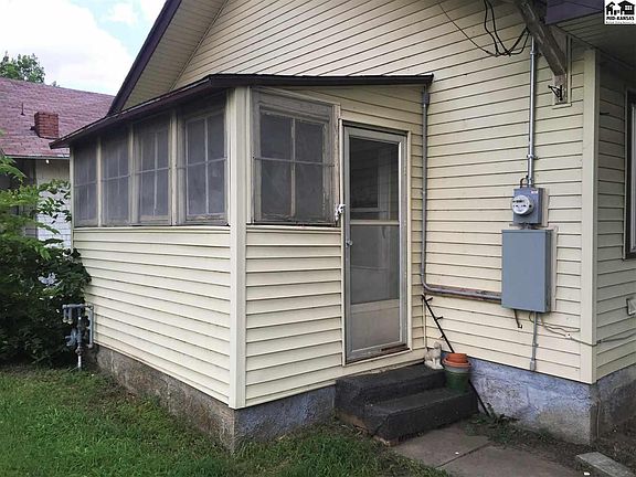2nd image of 500 E B Ave