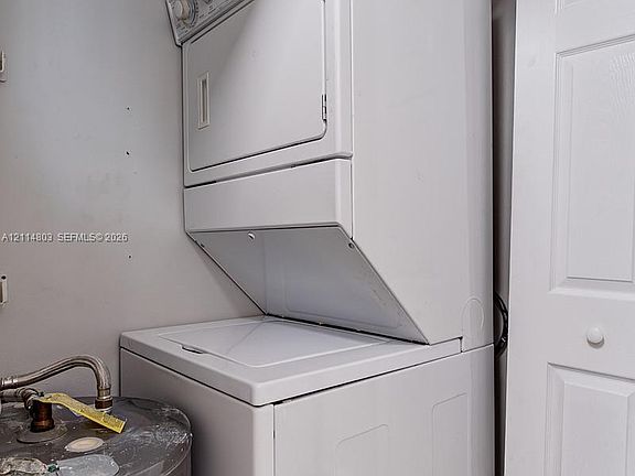 3rd image of 10035 Winding Lake Rd APT 104