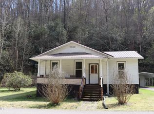 1626 Derby Rd, Appalachia, VA 24216