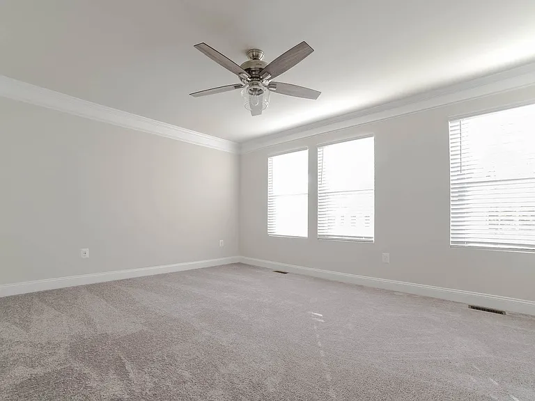23861 Myrtle Glen Way — Photo 33
