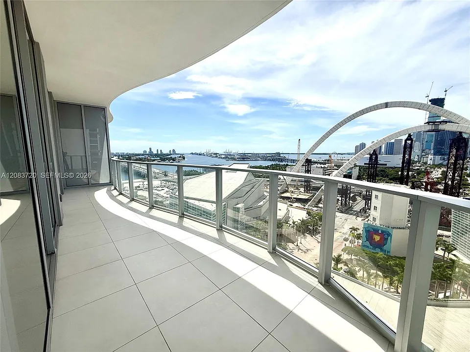 1400 Biscayne Blvd #1602