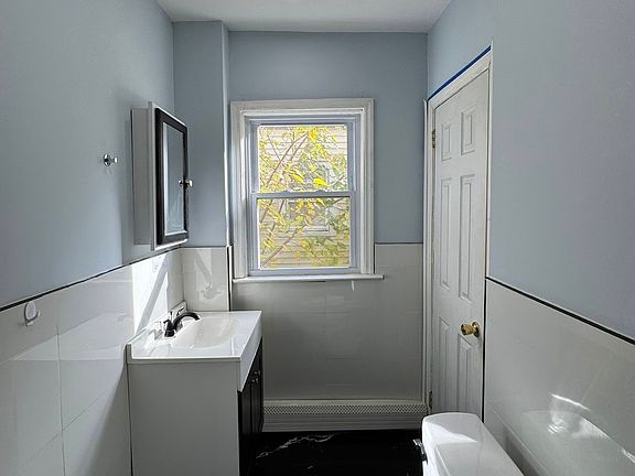 5th image of 175 Hopkins Ave #3