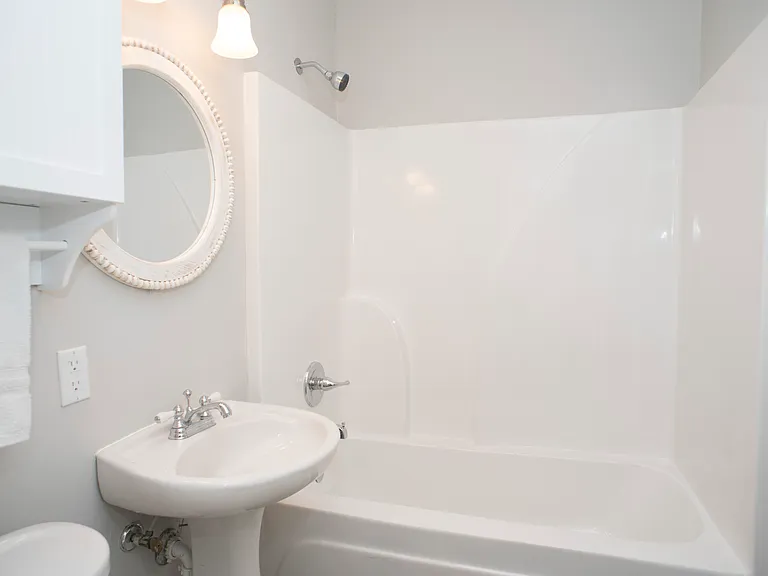 109 Walnut St — Photo 11