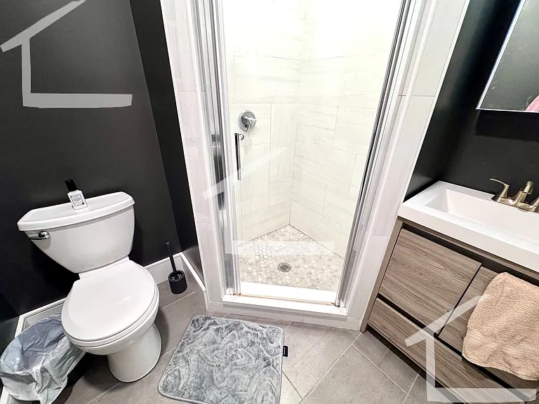 7 University Rd #1A — Photo 12