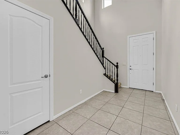 7360 Rainford St — Photo 2