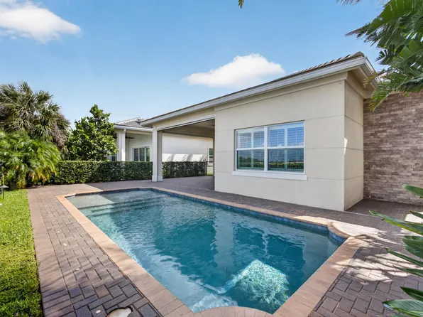 9941 Regency Way, Palm Beach Gardens, FL 33412