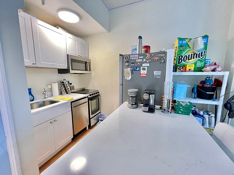 337 Beacon St #5 — Photo 12