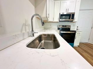 Palmetto Place Apartments, Ocean Springs, MS 39564