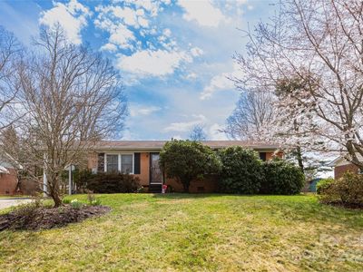 15 Looking Glass Ln, Asheville, NC, 28805