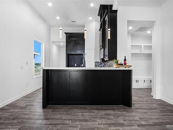 4th image of 4004 Alexia Ln