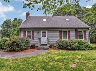 32 High Sachem Rd, Mashpee, MA 02649
