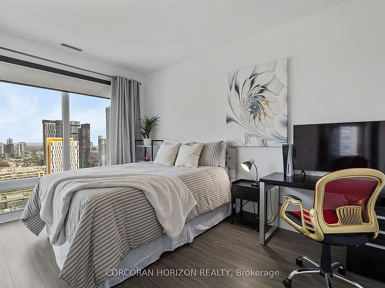 20 Edward St #Penthouse 1 — Photo 31